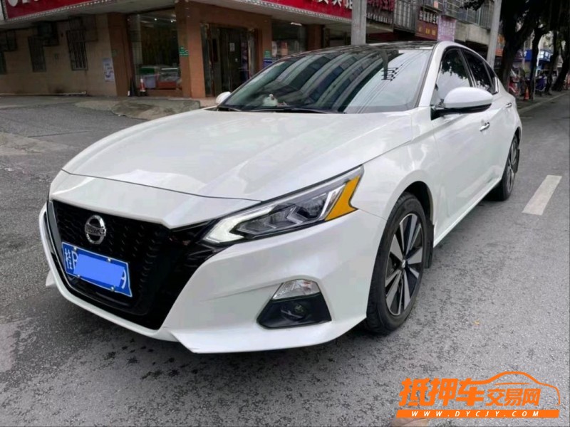 防城港21年日產天籟7