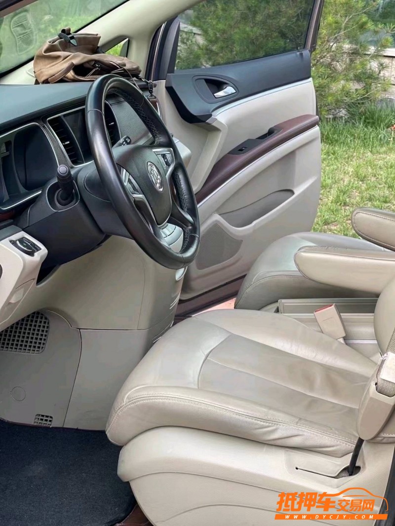 潍坊17年别克GL87