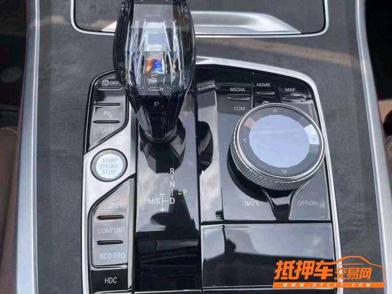 上海21年寶馬X58