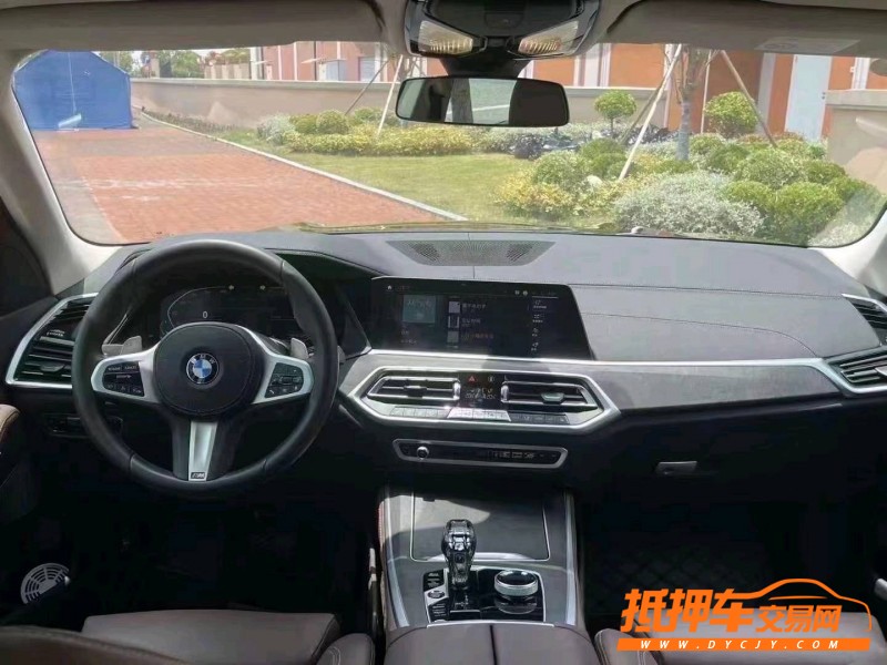 上海21年寶馬X59
