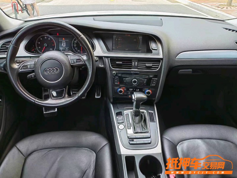 銅陵15年奧迪A4L6
