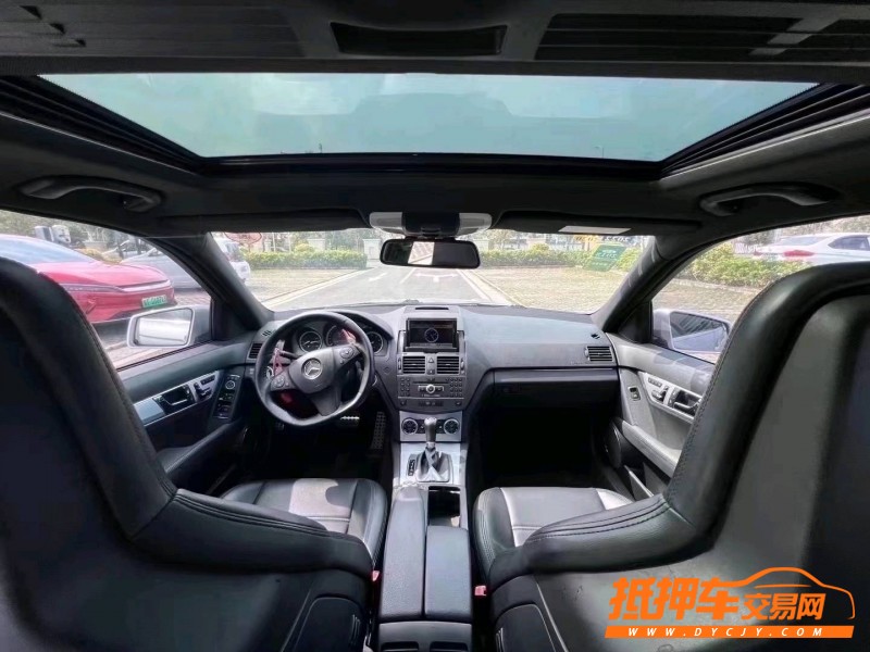 中山11年奔驰AMG4