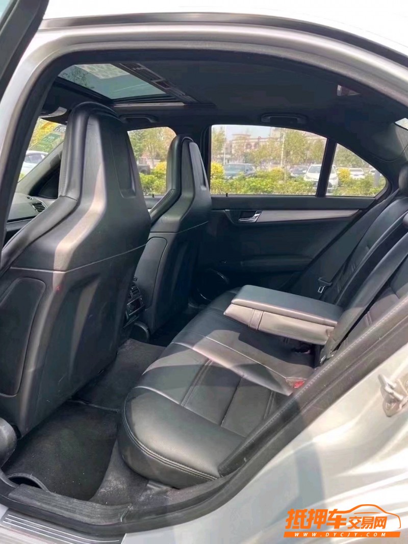 中山11年奔驰AMG1