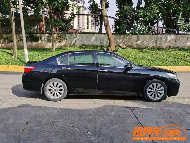 东莞14年本田雅阁4