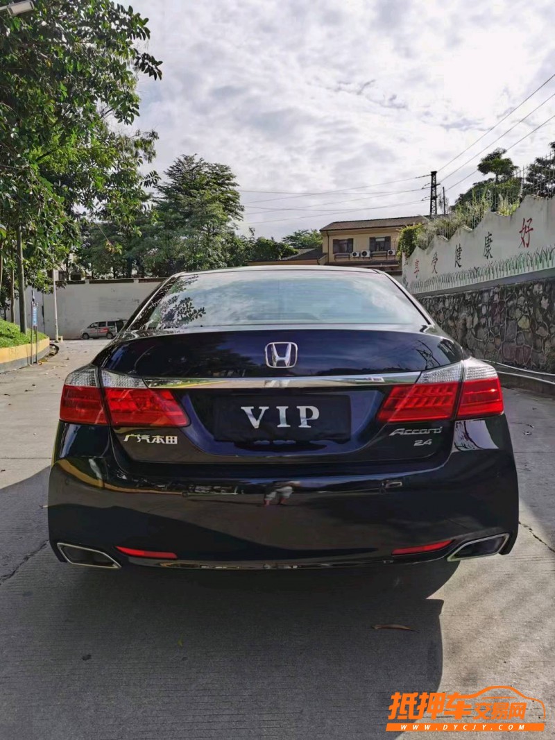 东莞14年本田雅阁9