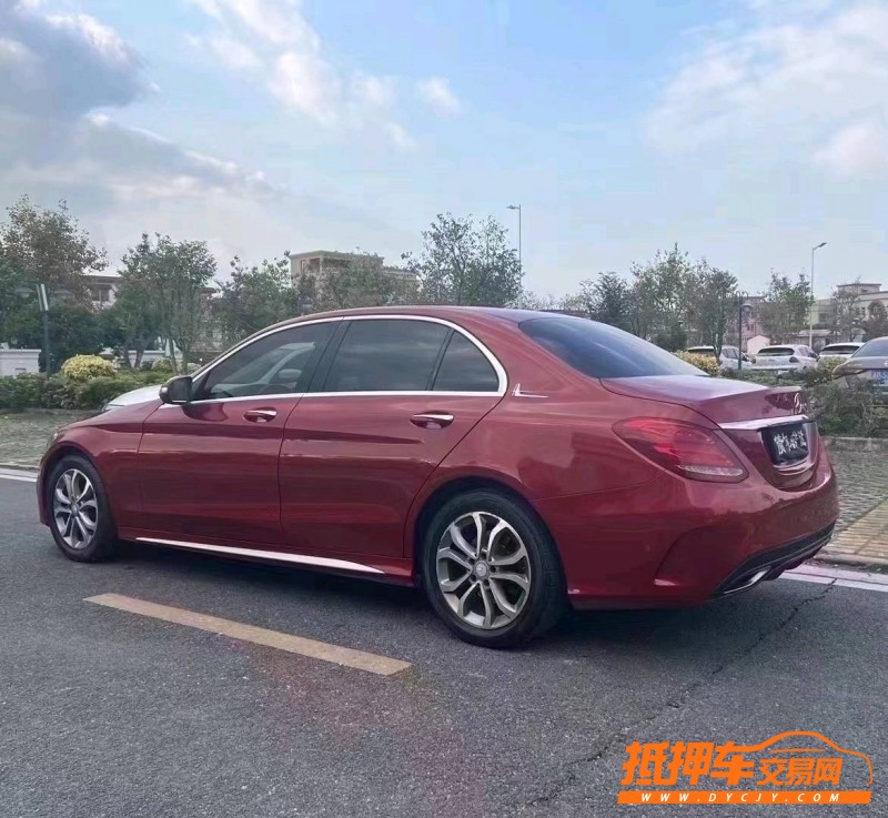 中山17年奔驰C4