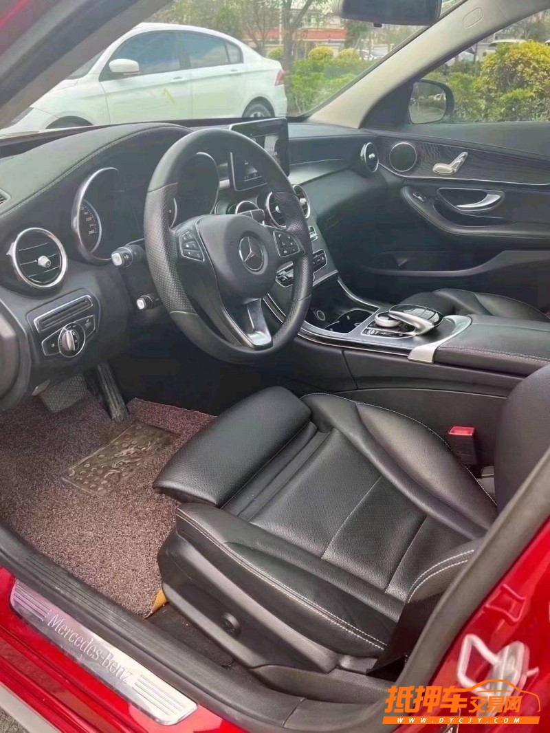 中山17年奔驰C8