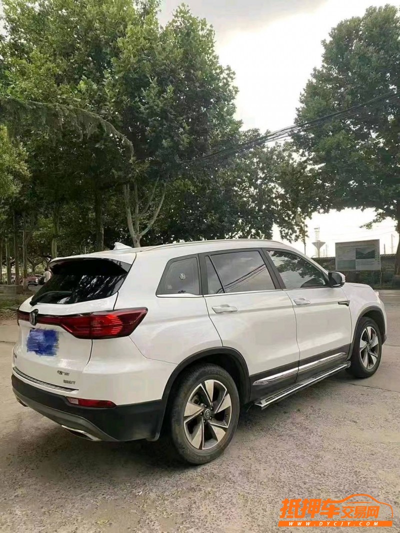 鶴壁18年長安汽車CS756