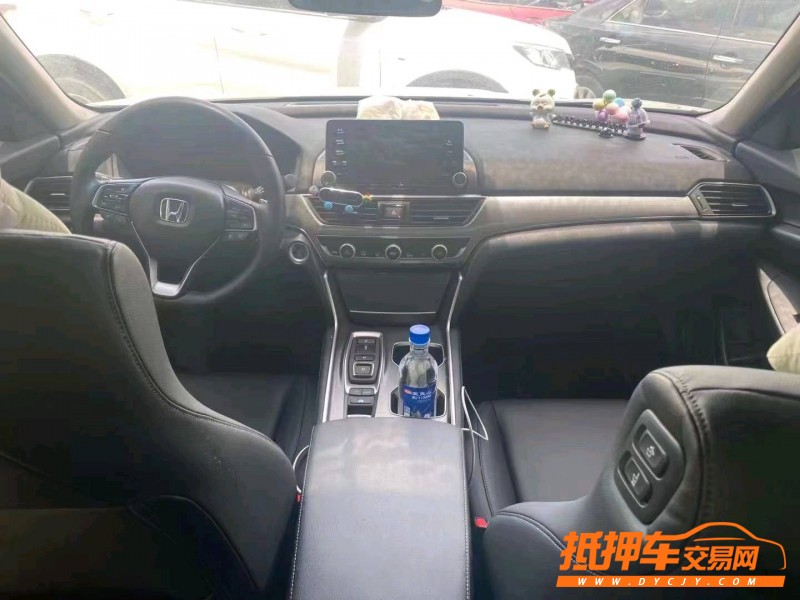 宜春21年本田雅阁4