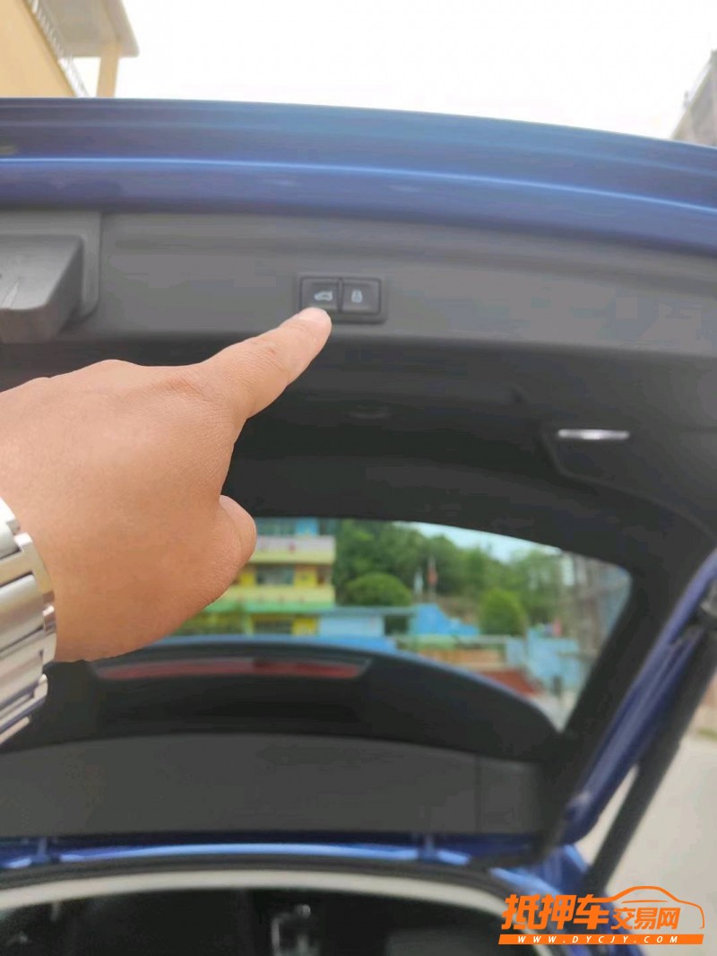 济南20年奥迪Q38