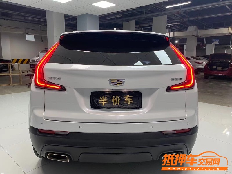 成都20年凱迪拉克CT46