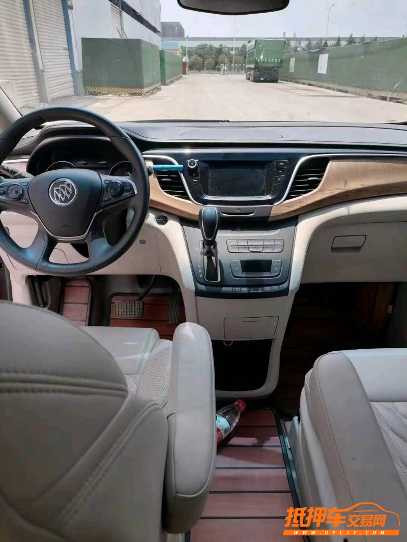 徐州18年别克GL84