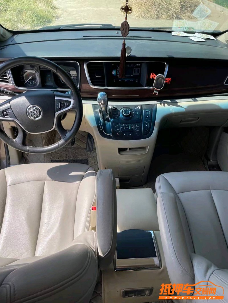 徐州17年别克GL84