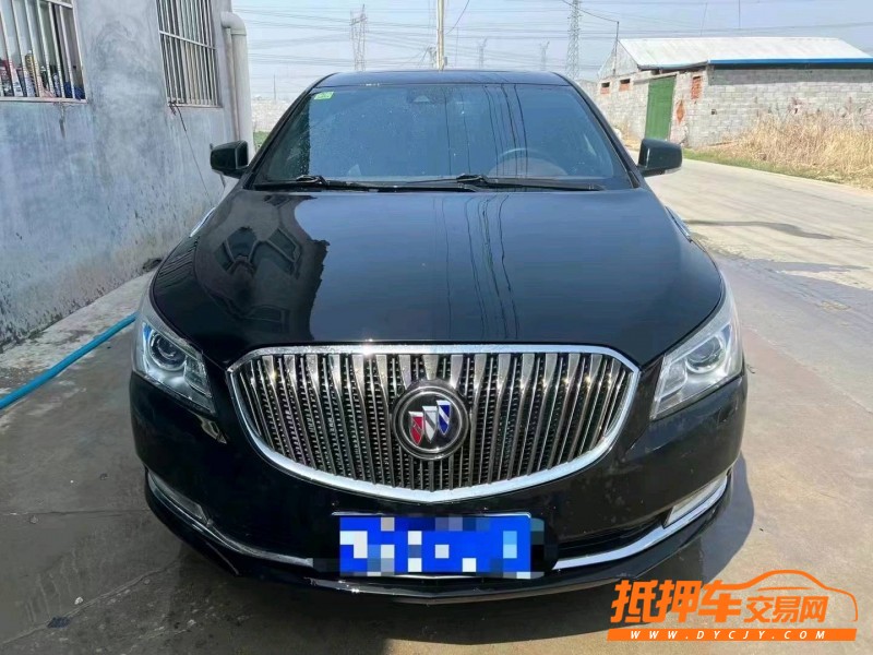 青岛15年别克君越5