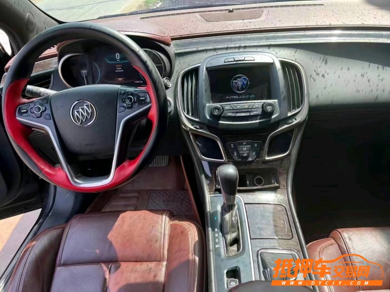 青岛15年别克君越1