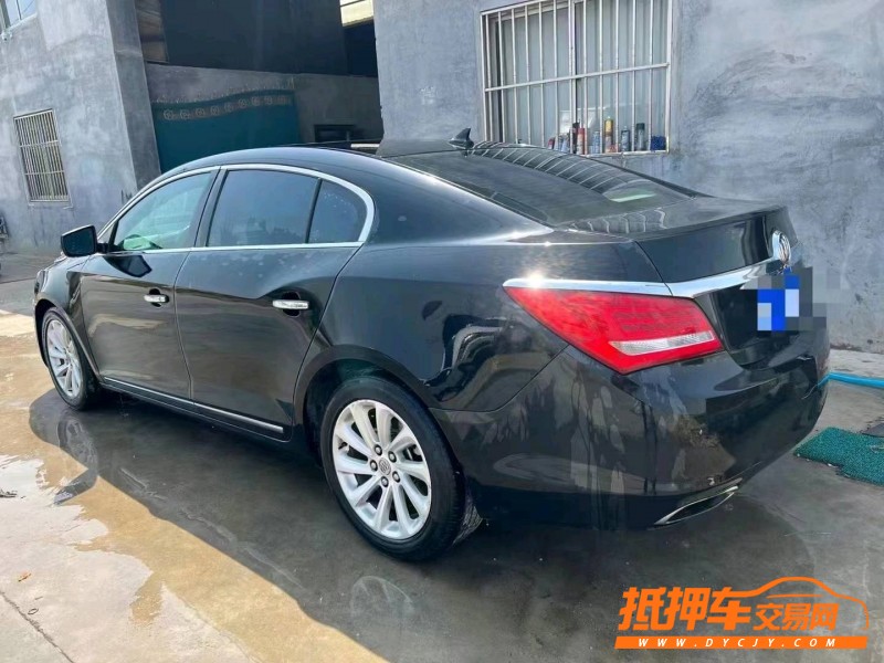 青岛15年别克君越7