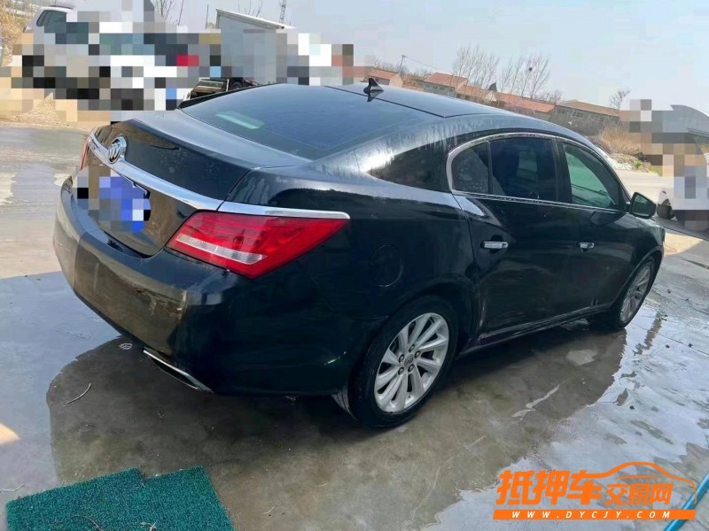 青岛15年别克君越8