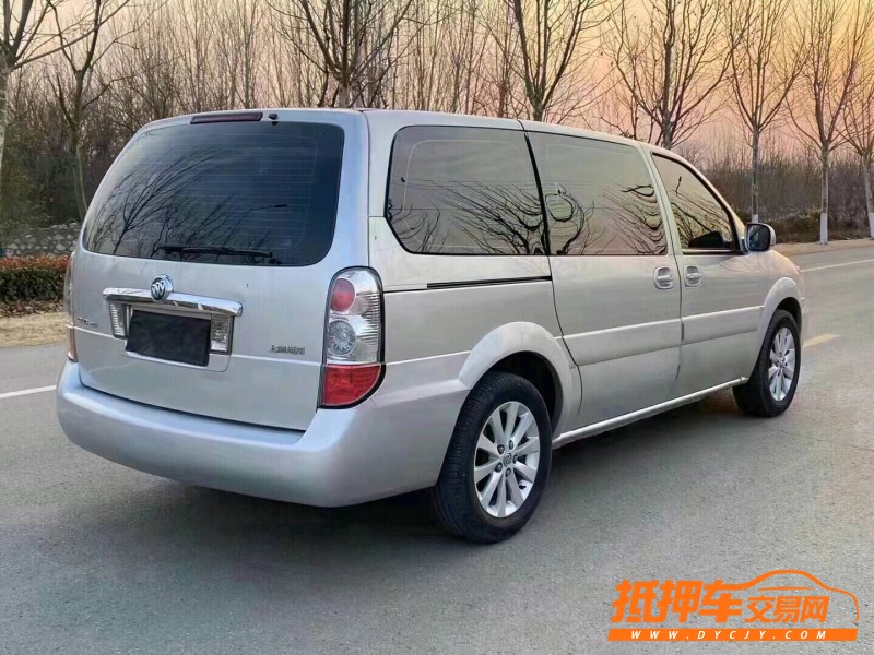 徐州13年别克GL87