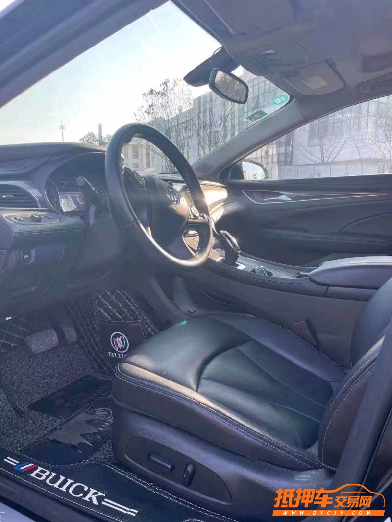 徐州20年别克君越6