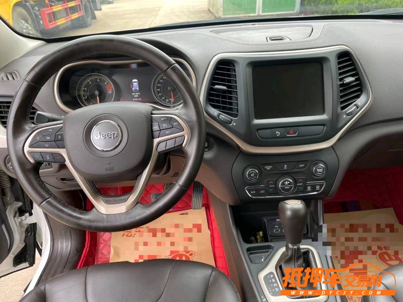 徐州17年Jeep自由光6