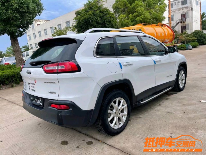 徐州17年Jeep自由光3