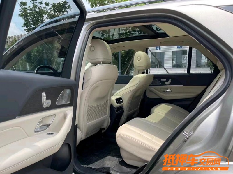 盐城19年奔驰GLE5