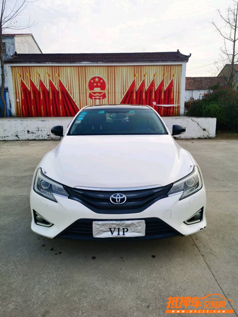 徐州14年丰田锐志1