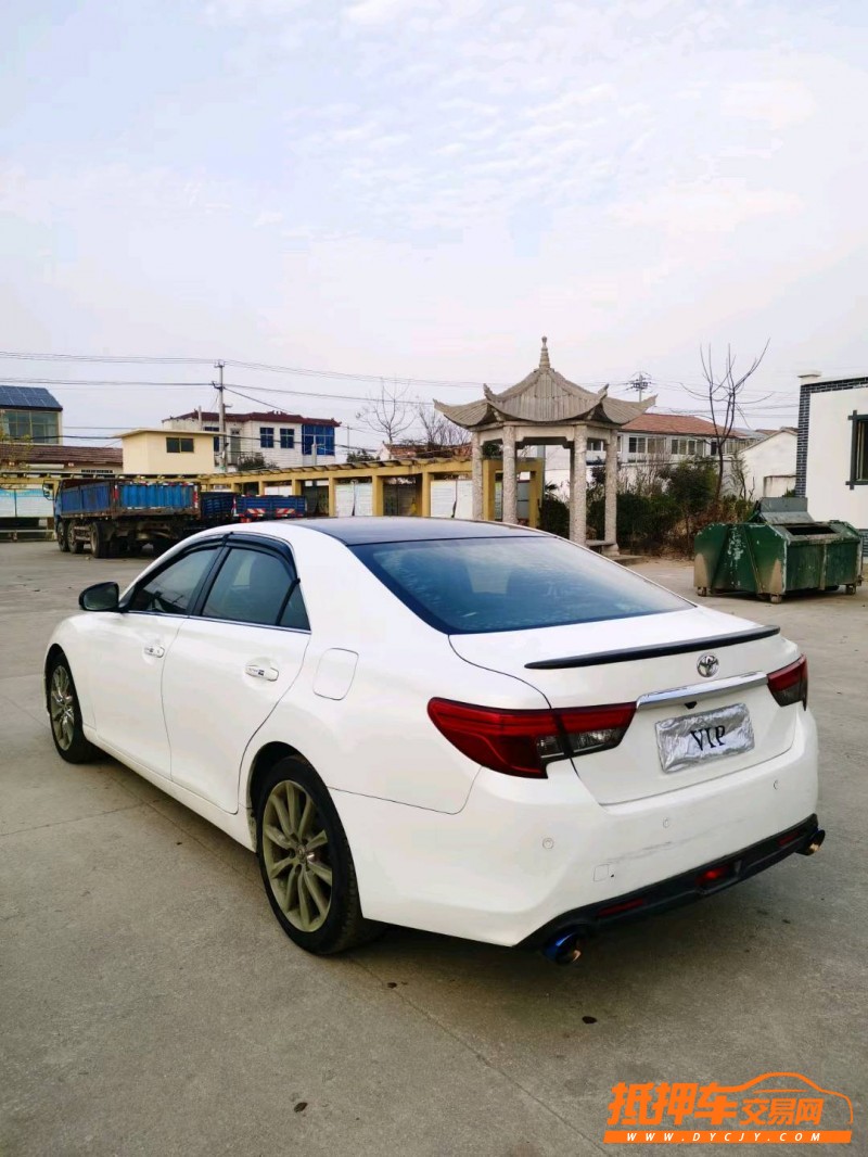 徐州14年丰田锐志8