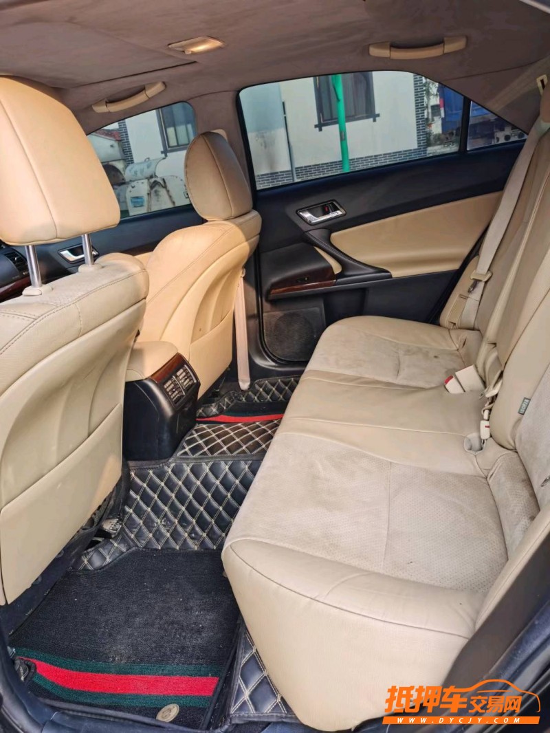 徐州14年丰田锐志5