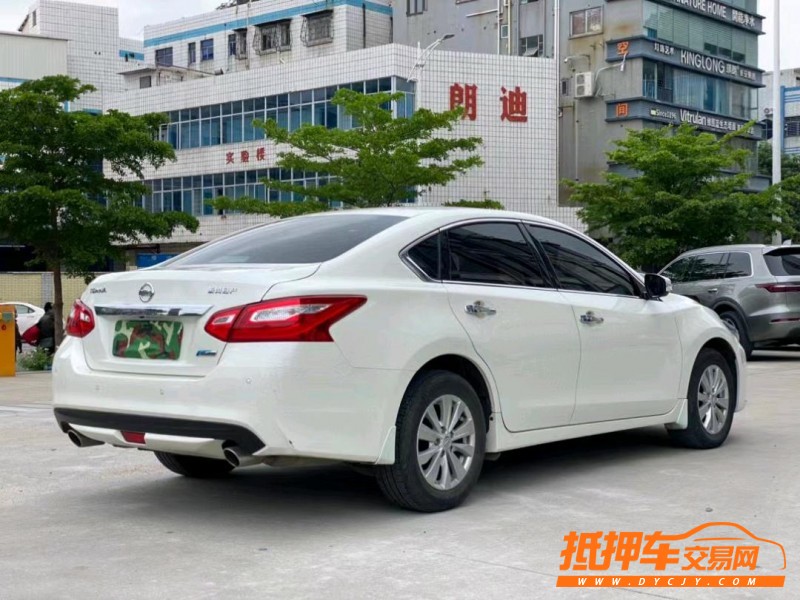 東莞17年日產天籟8
