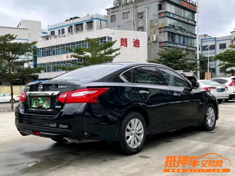 東莞17年日產天籟2