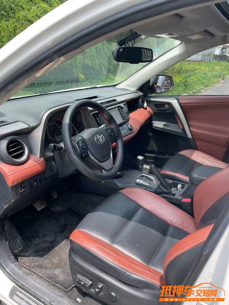 沈阳16年丰田RAV42