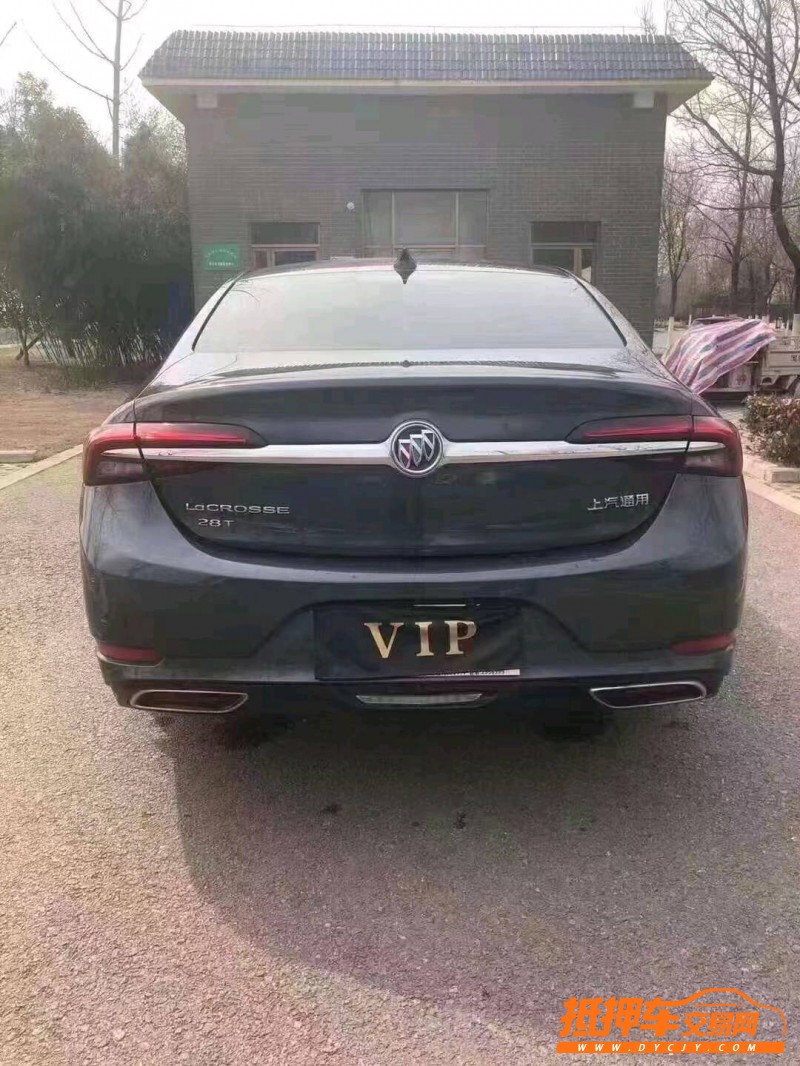 徐州19年别克君越9