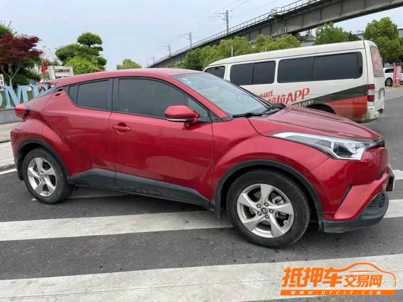 武漢19年豐田CHR2