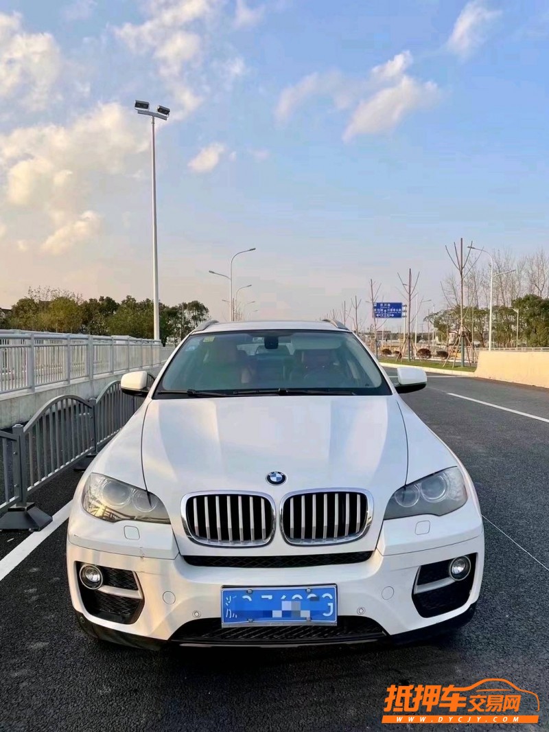 上海13年寶馬X67