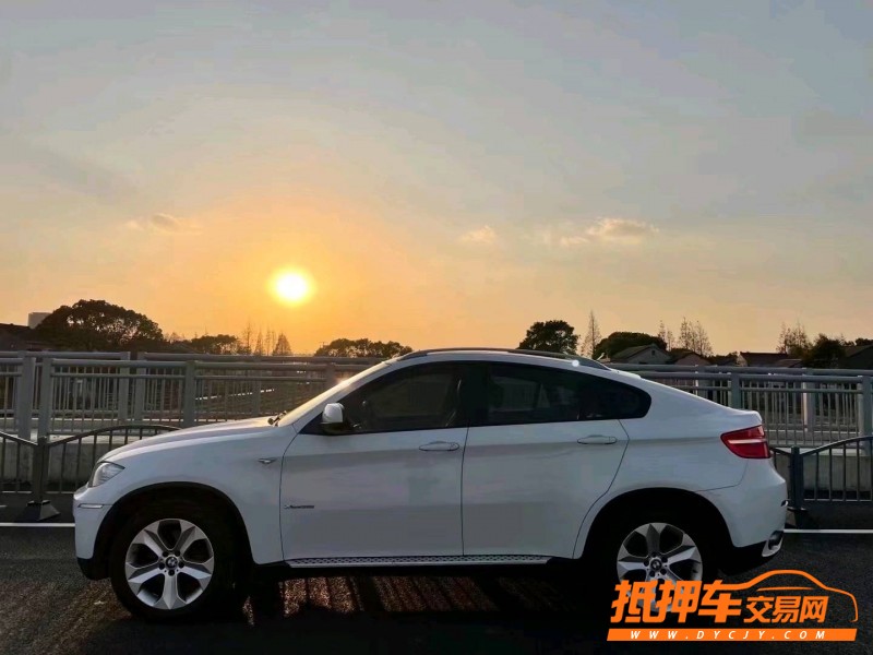 上海13年寶馬X62