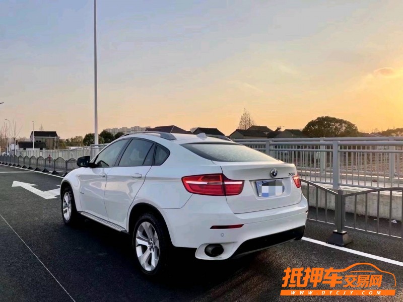 上海13年寶馬X61