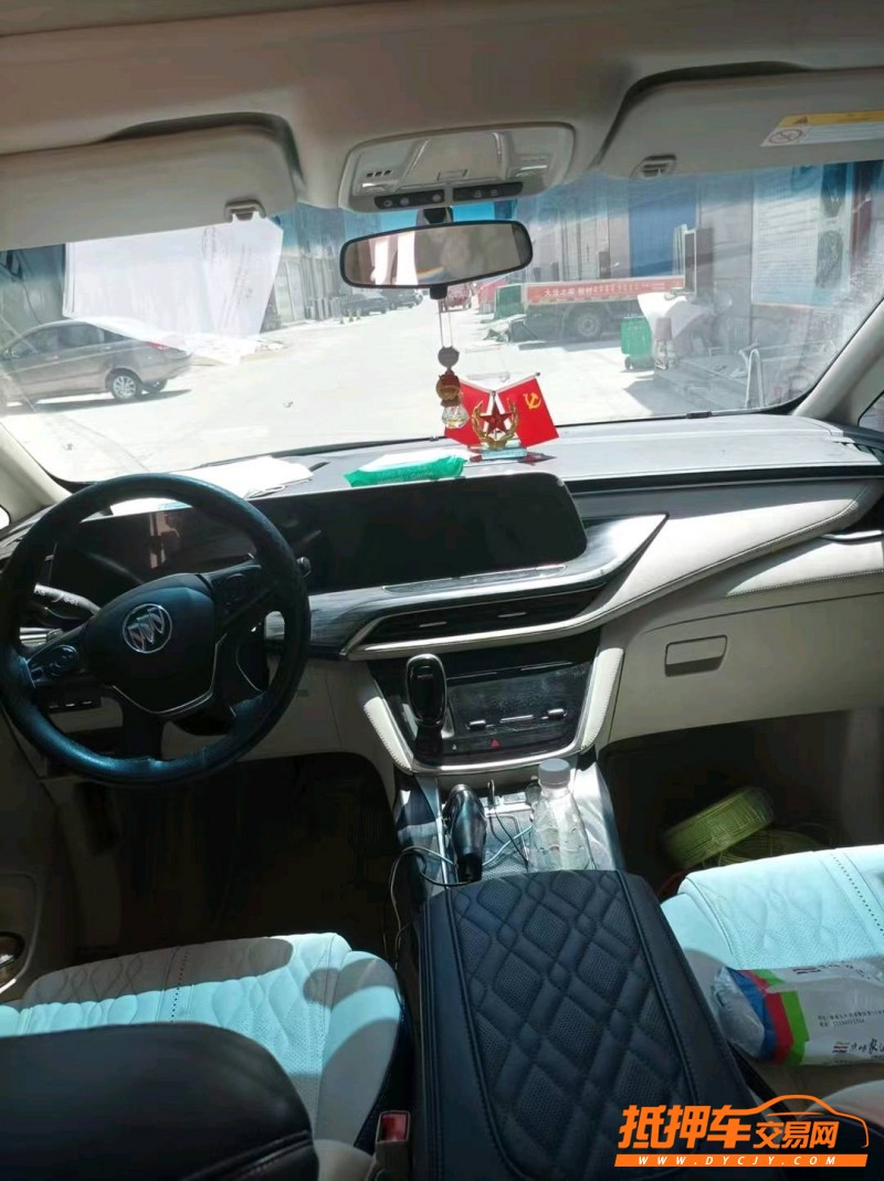 青岛20年别克GL82