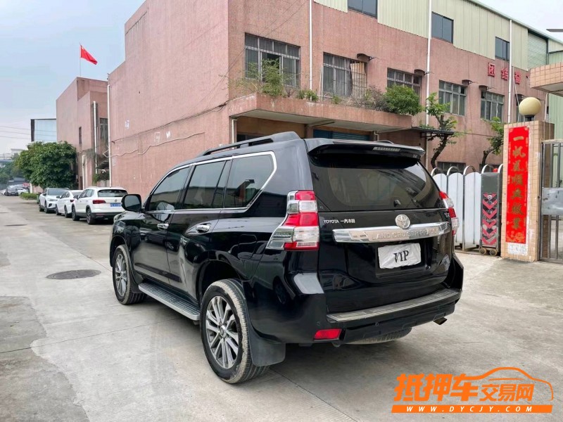 东莞14年丰田普拉多9