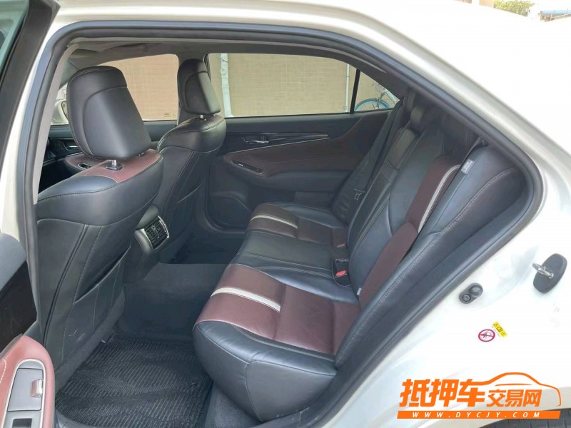 东莞17年丰田皇冠7