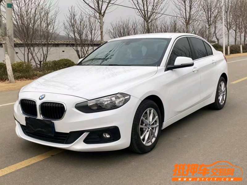 徐州17年宝马1系3