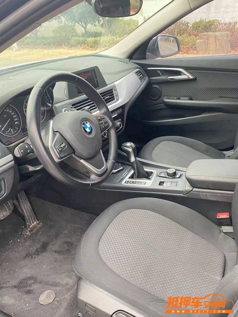 徐州17年宝马1系6