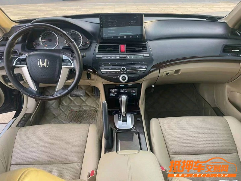 沈阳13年本田雅阁2