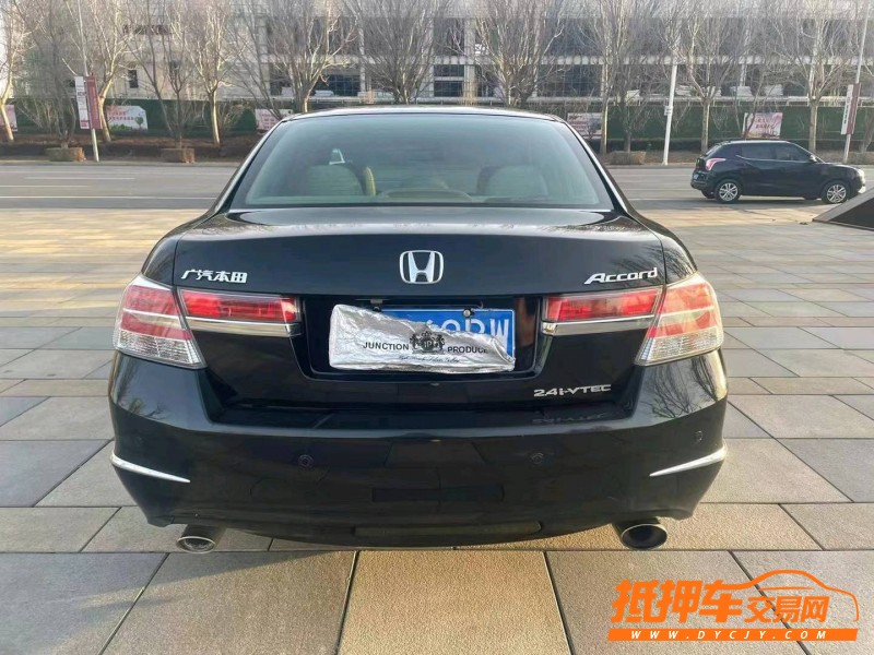 沈阳13年本田雅阁3