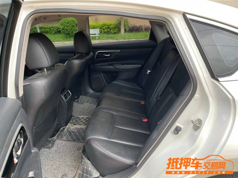 東莞18年日產天籟5