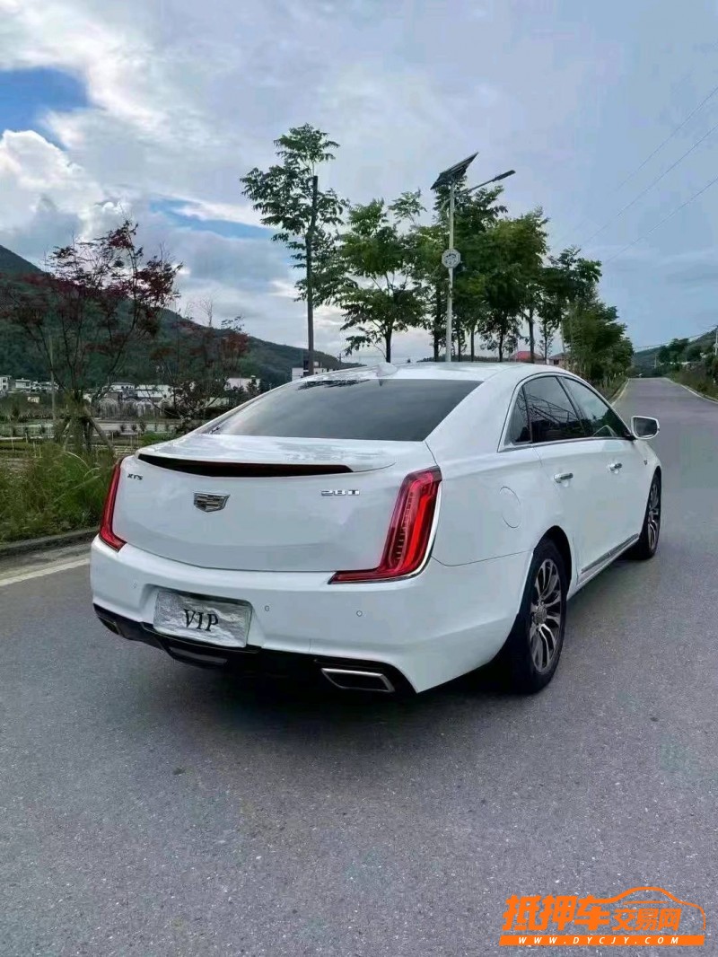 景德鎮19年凱迪拉克XTS3