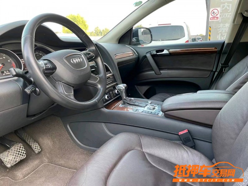 濰坊15年奧迪Q74