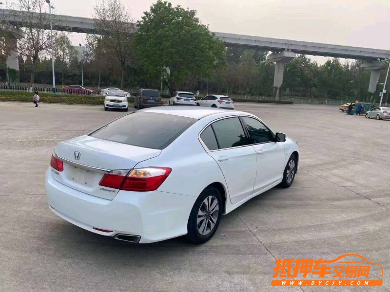 潍坊15年本田雅阁6