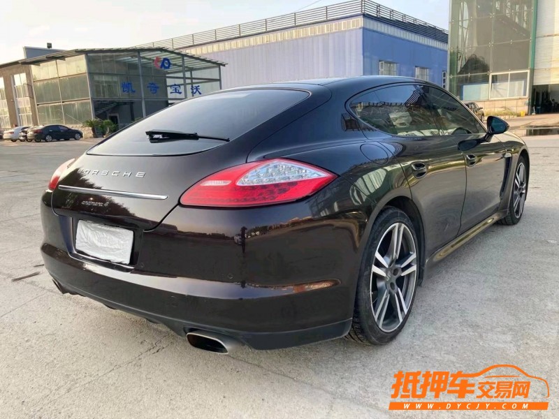 沈陽11年保時捷帕拉梅拉4
