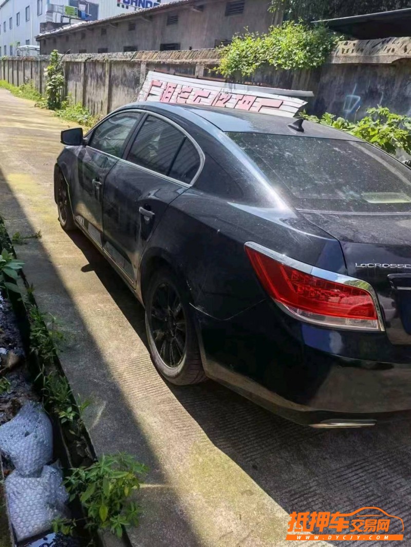 北京10年别克君越7